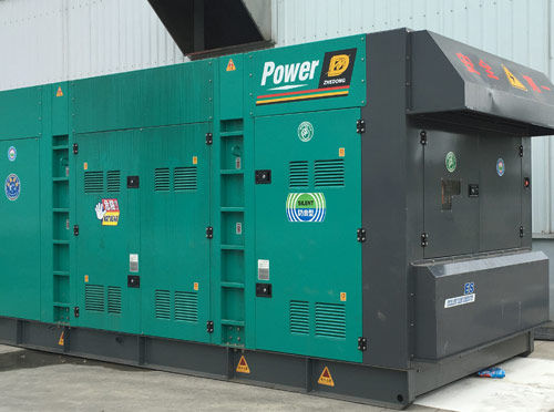 渝中升级发电机组的过程中需要注意哪些安全事项？