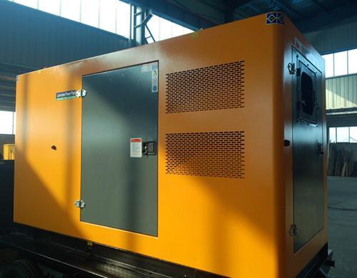 渝中汽油发电机组电瓶电解液的密度应该保持在什么范围？