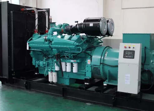 渝中发电机如何选择合适的除垢剂来清洗水冷式机油散热器？